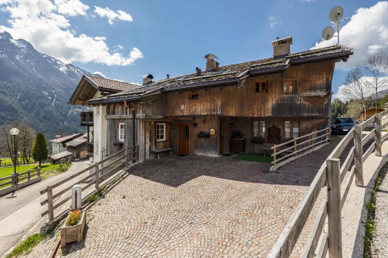 Ciasa Sommavilla Calendula Vigo di Fassa Exteriör bild